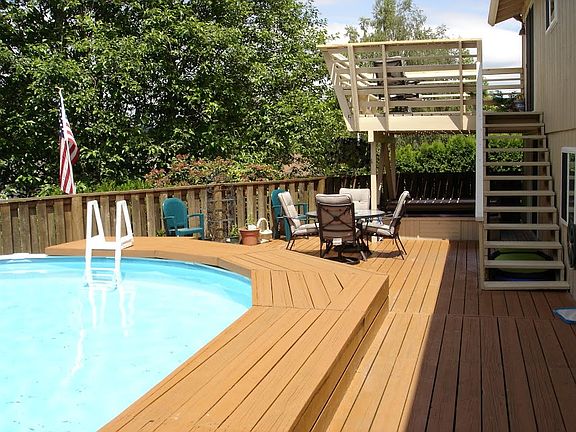Pool & Deck