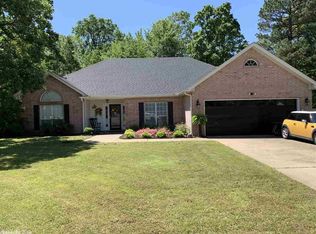 2226 Barney Ln, White Hall, AR 71602