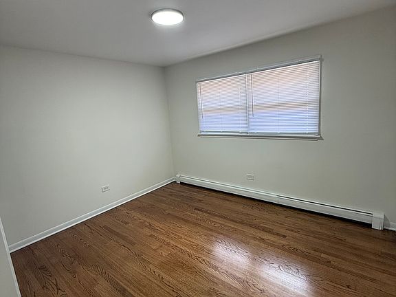 4th image of 333 Crandon Ave Unit 2
