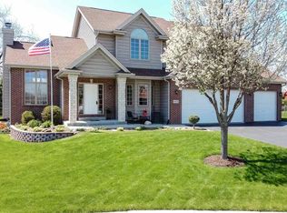 9814 Prairie Willow Pl, Roscoe, IL 61073