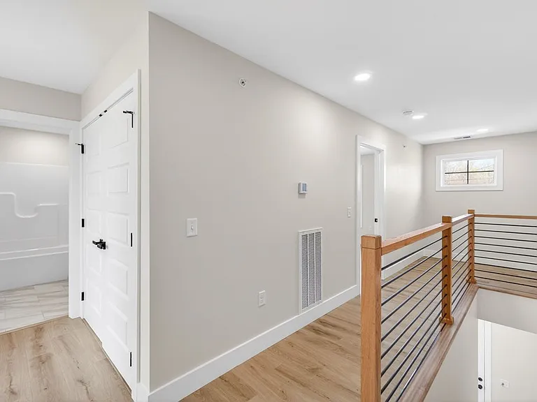 212 W Jere Whitson Rd #212 — Photo 18