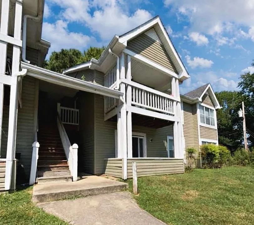 Creekwood Apartments