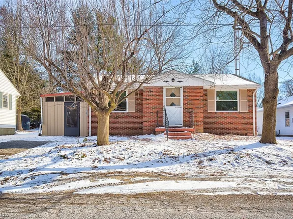 224 Bernower Ave SW, Massillon, OH 44646