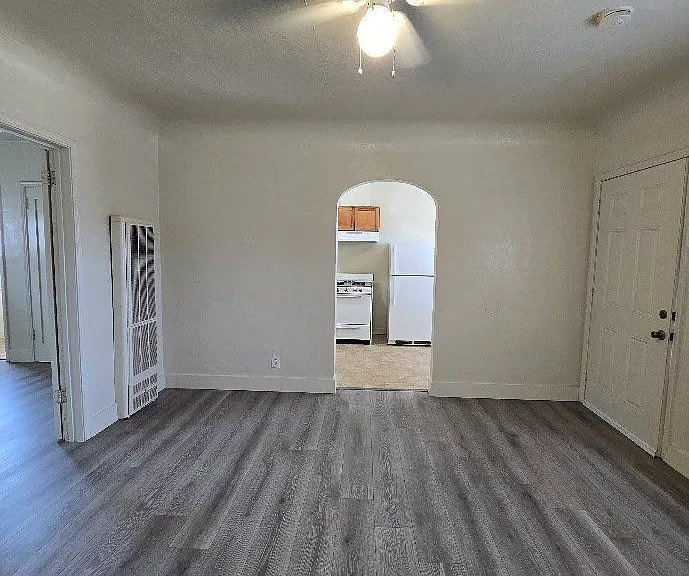 3285 E Tyler Ave #B — Photo 3