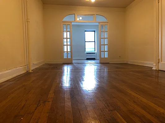 Rented by One New York Realty Inc | media 18