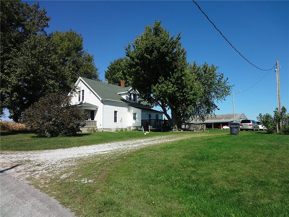 1st image of 910 W County Road 650 N