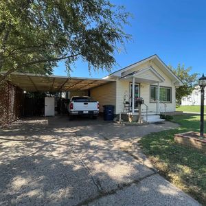 1301 E Oklahoma Ave, Enid, OK, 73701