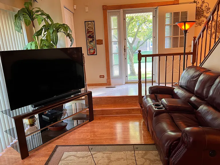 2694 College Hill Cir — Photo 9