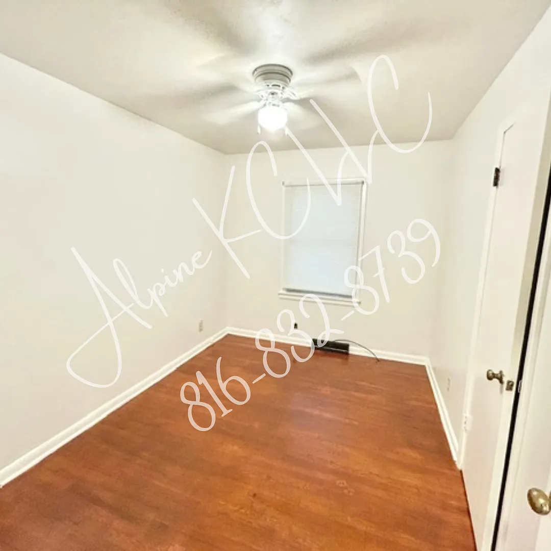 3 bed, 1025 sqft, $1,225 — Photo 2