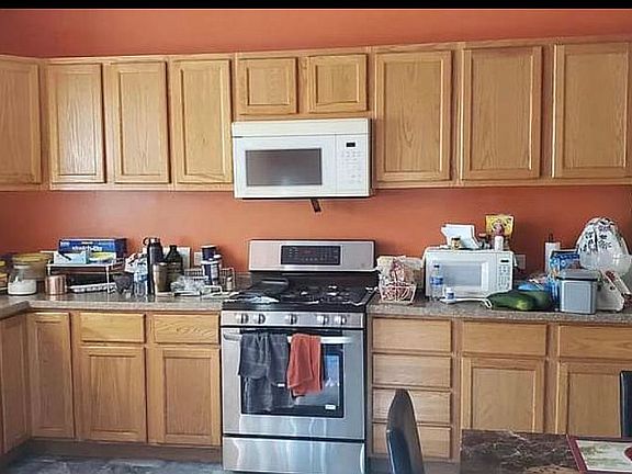 4th image of 541 11th St