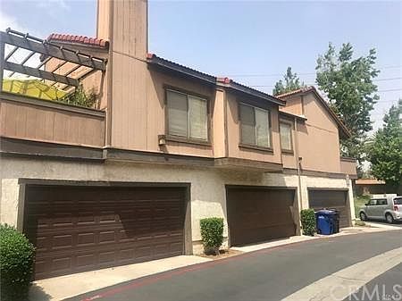 1st image of 1830 N Vineyard Ave APT B