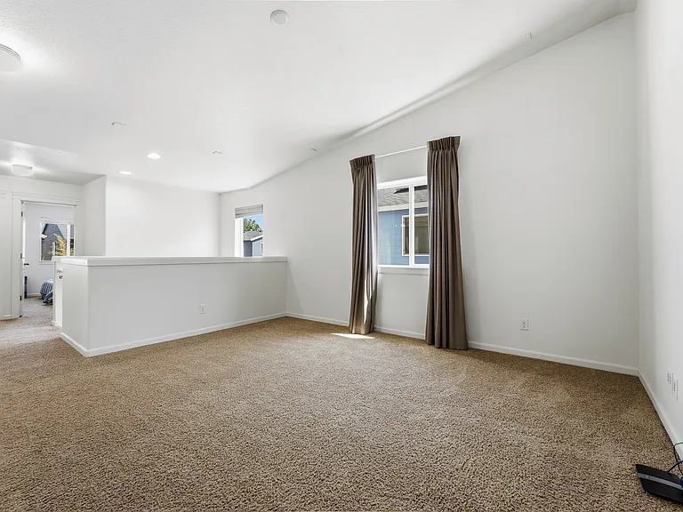 5231 SE Lone Oak St — Photo 18