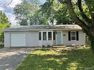 224 Lucinda Dr, Fairview Heights, IL 62208