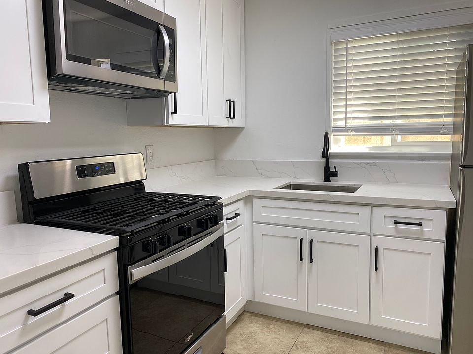 1st image of 2278 Newport Blvd APT 6