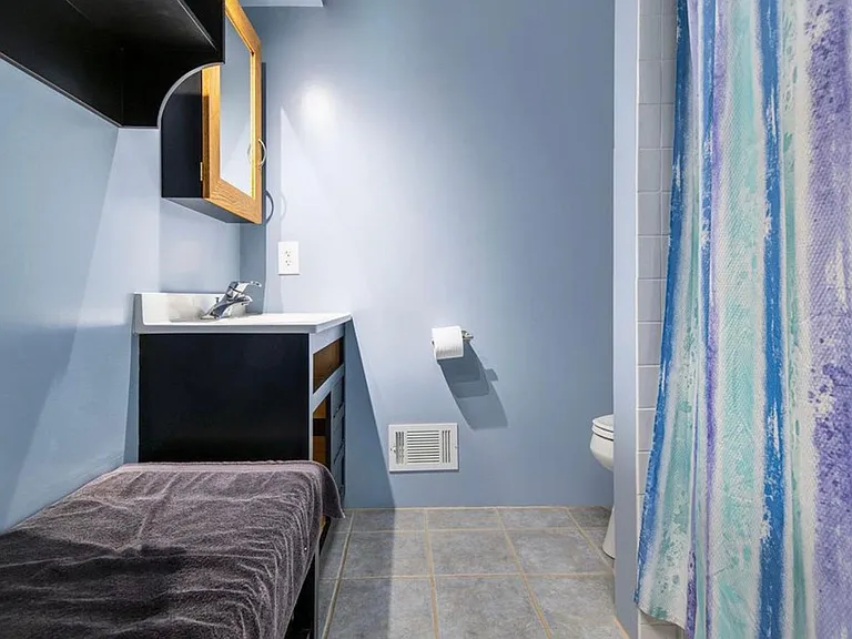 1024 Lakeview Dr — Photo 11