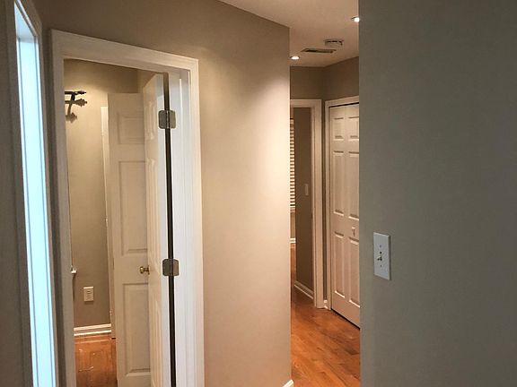 5th image of 62 Richmond St SE