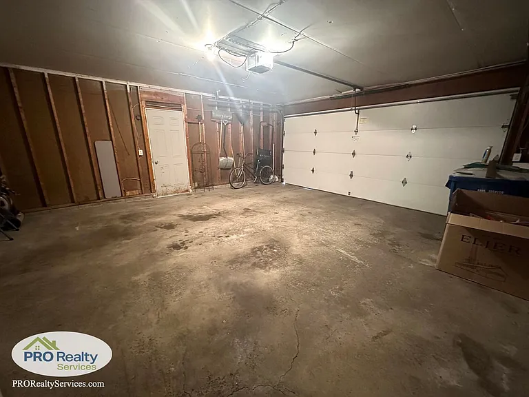 13350 Timber Crest Dr N — Photo 23