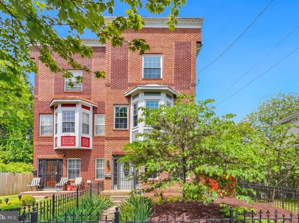 1122 45th St NE, Washington, DC 20019