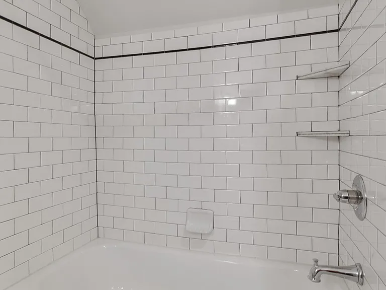 7343 Rosewood St — Photo 32