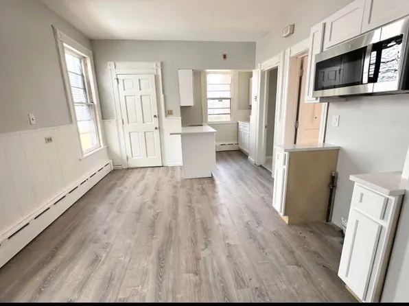 517 Colorado Ave, Bridgeport, CT 06605