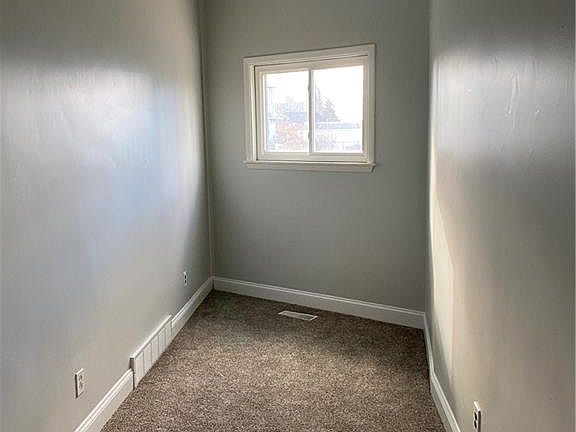 5th image of 1115 Oliver St #1A