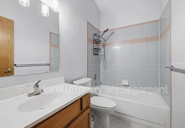 6127 N Portsmouth Ave — Photo 15