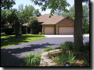6527 N Crystal Valley Ln, Springfield, MO 65803