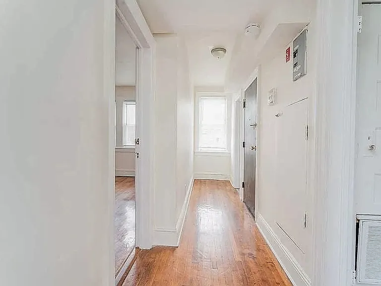 139 Chestnut Ave #2 — Photo 4