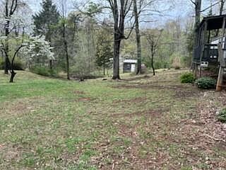 4th image of 1548 Russell Dr