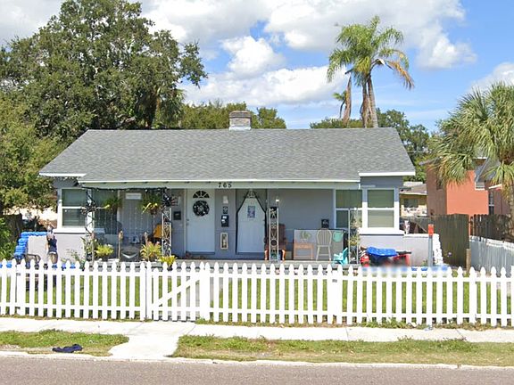 4th image of 765 22nd Ave S