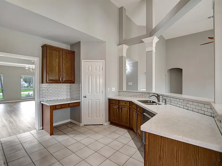 1709 Orlando St — Photo 19