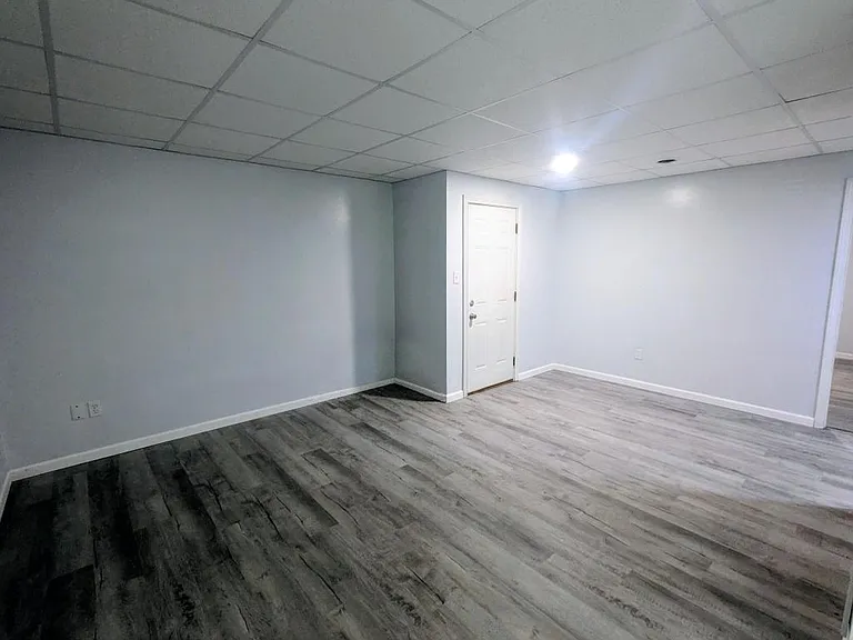 102 Brown St #3 — Photo 4