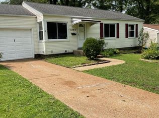 1246 Roxton Dr, Saint Louis, MO 63137