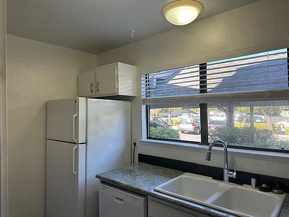2nd image of 1200 Capitola Rd APT 5