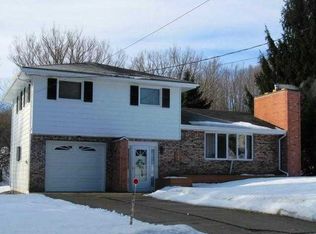 9038 Old Wattsburg Rd, Erie, PA 16510