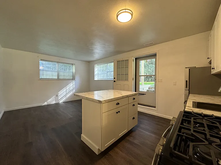 17 Meadowlark Dr — Photo 5