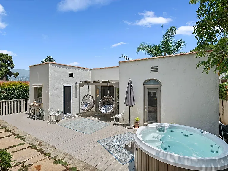 1212 W Micheltorena St — Photo 5