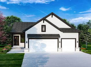 Canyon Plan, Barrett Estates, Urbandale, IA 50323