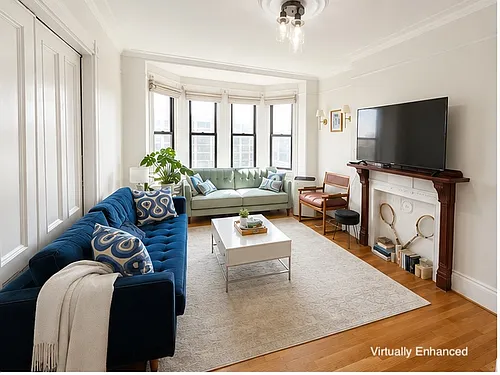 19 Cortes St #10 Photo 1
