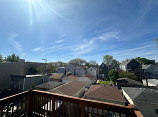 3511 W Dickens Ave #3, Chicago, IL 60647