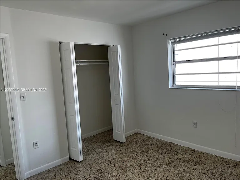 928 SW 30th Ave #3 — Photo 14