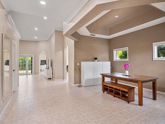 4th image of 11306 NW 65th Manor