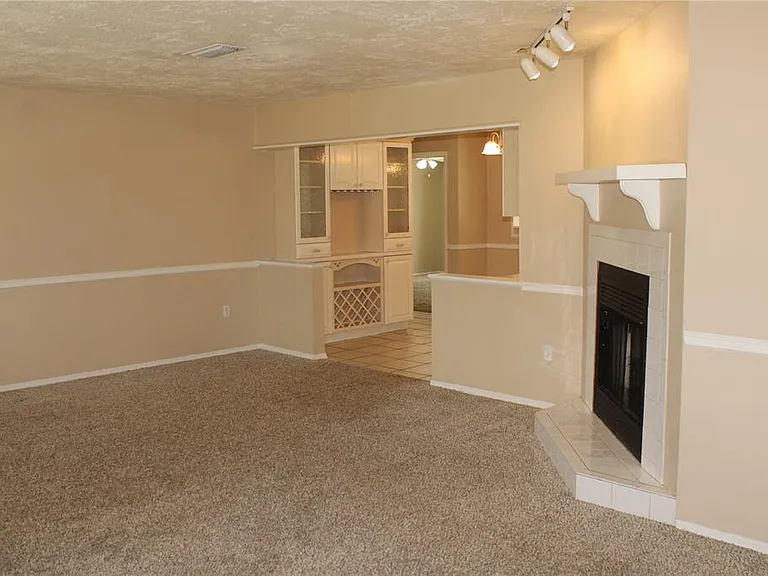 4215 18th Avenue Dr W — Photo 17