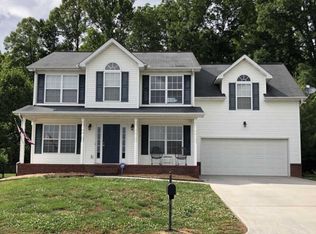 2901 Porchswing Rd, Knoxville, TN 37938