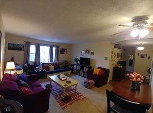 73 Horse Pond Rd APT E, Salem, CT 06420