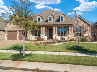 1311 Mercer Ave, Lantana, TX 76226