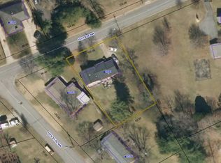 1091 16th Ave NW, Hickory, NC 28601