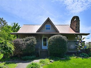 8662 Euga Rd, Newcomerstown, OH 43832