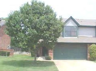129 Wildwood Ct, Grapevine, TX 76051
