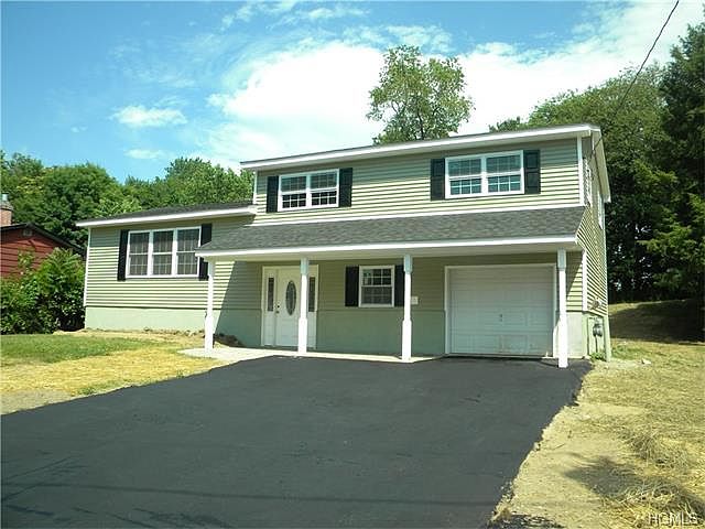 1st image of 322 Lake Vue Dr